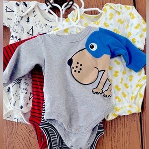 10 0-3month long sleeve onesies One 0-3 jacket